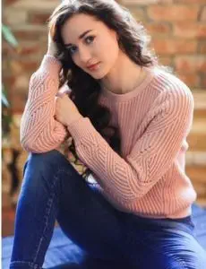 Elite escort service in Ramsanehighat for home and hotel visits